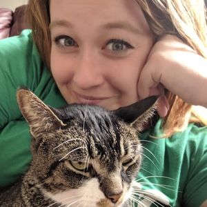 Meet your Posher, Caitlin